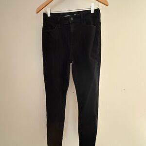 Old Navy Black High-Rise Wow Super-Skinny Jeans